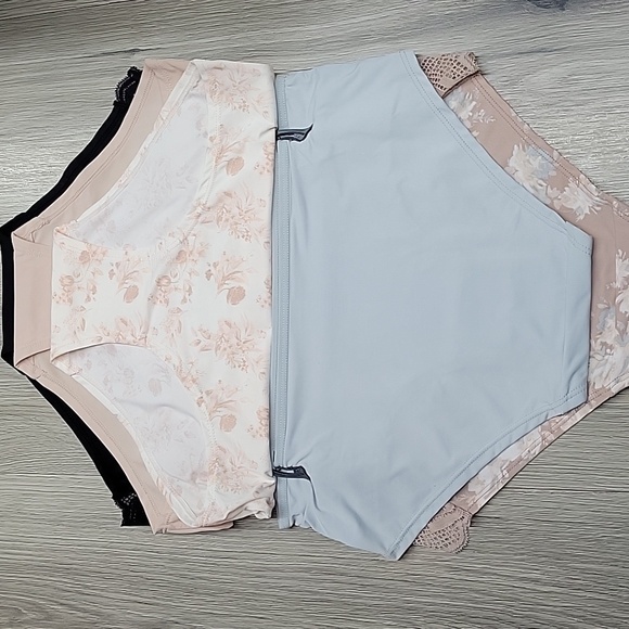 VINCE CAMUTO HIPSTERS. - Picture 6 of 8